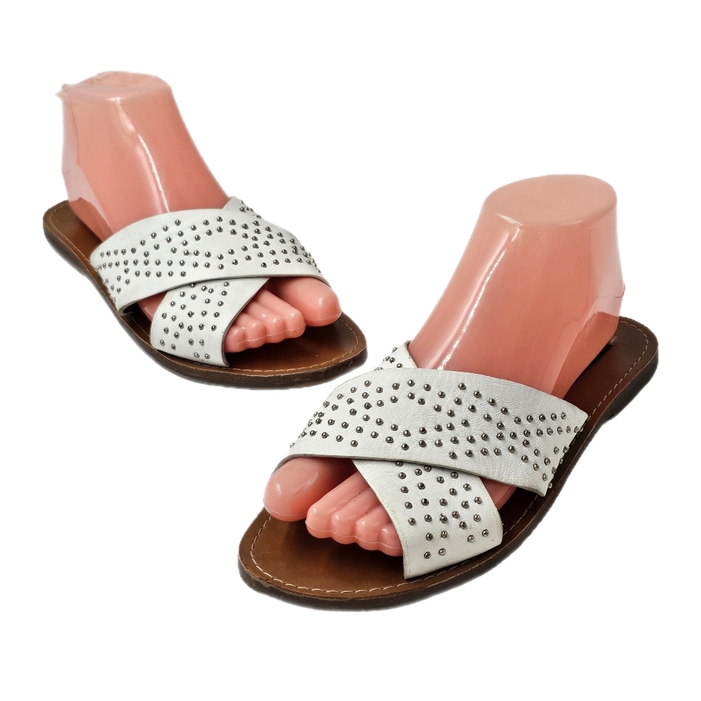 Steven by Steve Madden Divine White Studded Leather Slide Sandals Sz 7